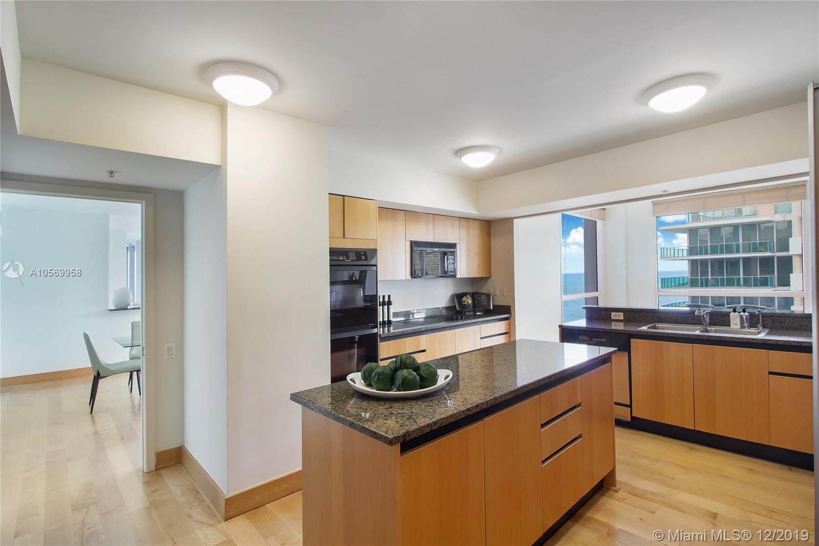 1500 Ocean Drive, Unit UPH2 Miami Beach, FL 33139 - Photo 16 of 28