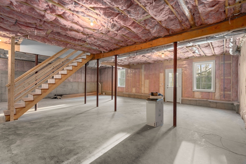 5 Miles Road Rutland, MA 01543 - Photo 31 of 35 a view of an entryway