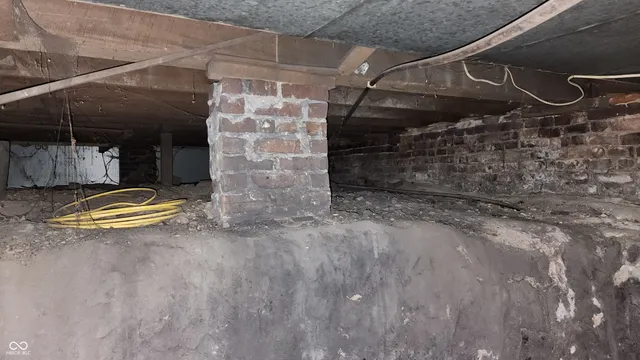 $70,000 | 327 West Franklin Street, Shelbyville, IN 46176