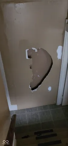 $70,000 | 327 West Franklin Street, Shelbyville, IN 46176