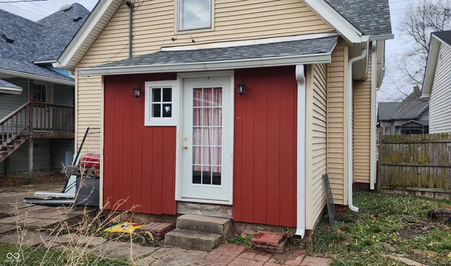 $70,000 | 327 West Franklin Street, Shelbyville, IN 46176