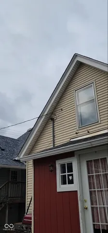 $70,000 | 327 West Franklin Street, Shelbyville, IN 46176