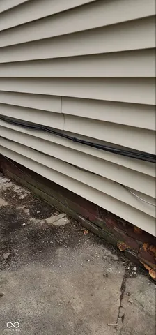 $70,000 | 327 West Franklin Street, Shelbyville, IN 46176