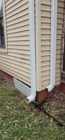 $70,000 | 327 West Franklin Street, Shelbyville, IN 46176