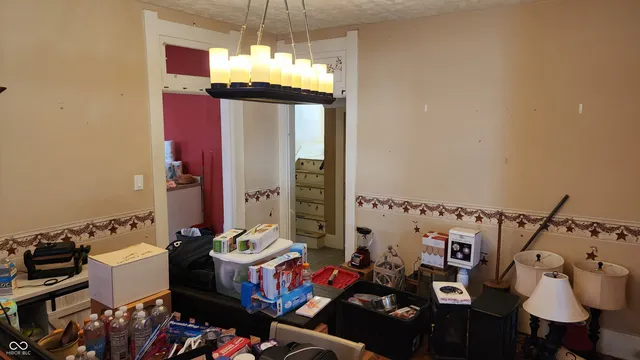 $70,000 | 327 West Franklin Street, Shelbyville, IN 46176