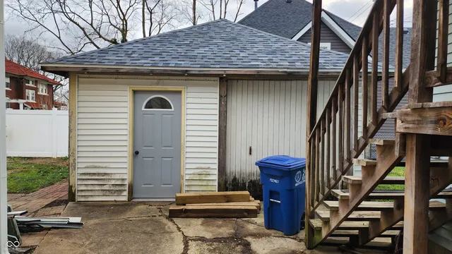 $70,000 | 327 West Franklin Street, Shelbyville, IN 46176