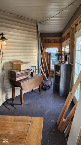 $70,000 | 327 West Franklin Street, Shelbyville, IN 46176