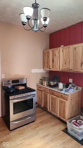 $70,000 | 327 West Franklin Street, Shelbyville, IN 46176