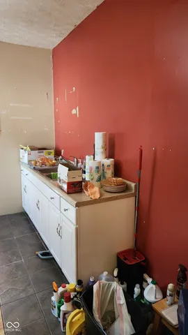 $70,000 | 327 West Franklin Street, Shelbyville, IN 46176