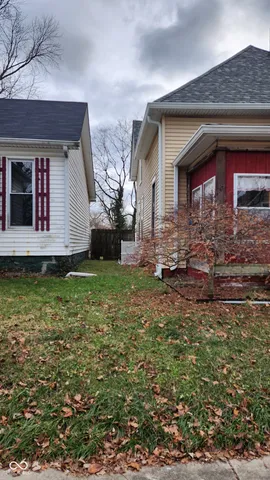 $70,000 | 327 West Franklin Street, Shelbyville, IN 46176