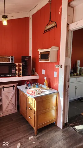 $70,000 | 327 West Franklin Street, Shelbyville, IN 46176