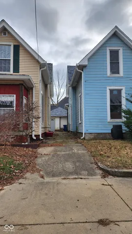 $70,000 | 327 West Franklin Street, Shelbyville, IN 46176