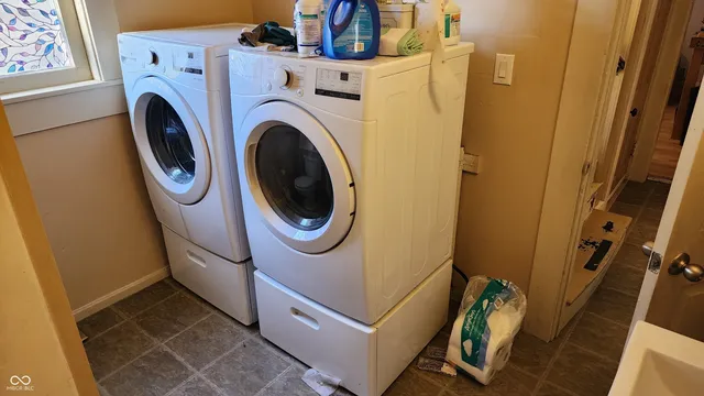 $70,000 | 327 West Franklin Street, Shelbyville, IN 46176