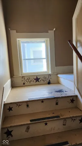 $70,000 | 327 West Franklin Street, Shelbyville, IN 46176