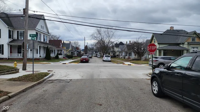 $70,000 | 327 West Franklin Street, Shelbyville, IN 46176