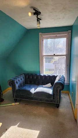 $70,000 | 327 West Franklin Street, Shelbyville, IN 46176