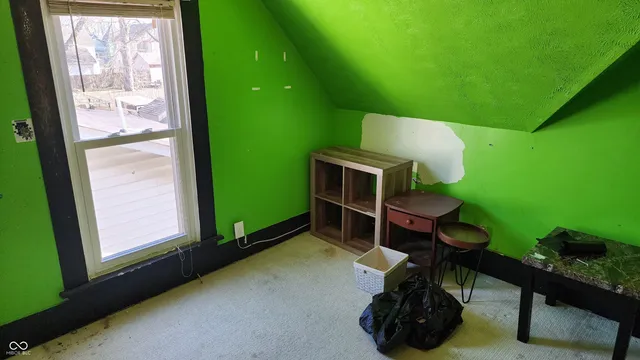 $70,000 | 327 West Franklin Street, Shelbyville, IN 46176