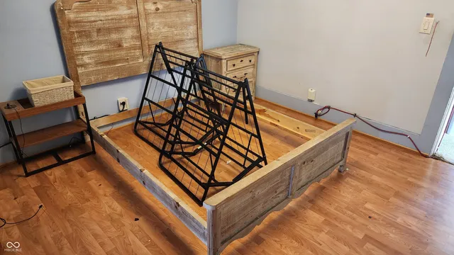 $70,000 | 327 West Franklin Street, Shelbyville, IN 46176