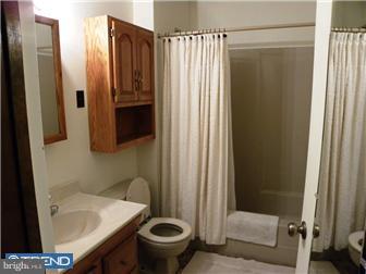 1363 Cherry Tree Road Aston, PA 19014 - Photo 7 of 9 Bathroom