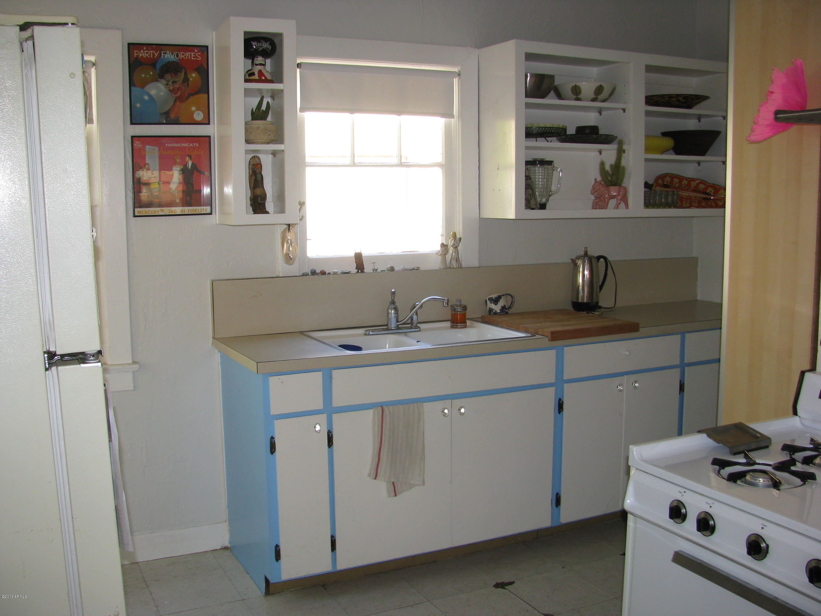 123 West Coronado Road Phoenix, AZ 85003 - Photo 4 of 28 123 Kitchen 1