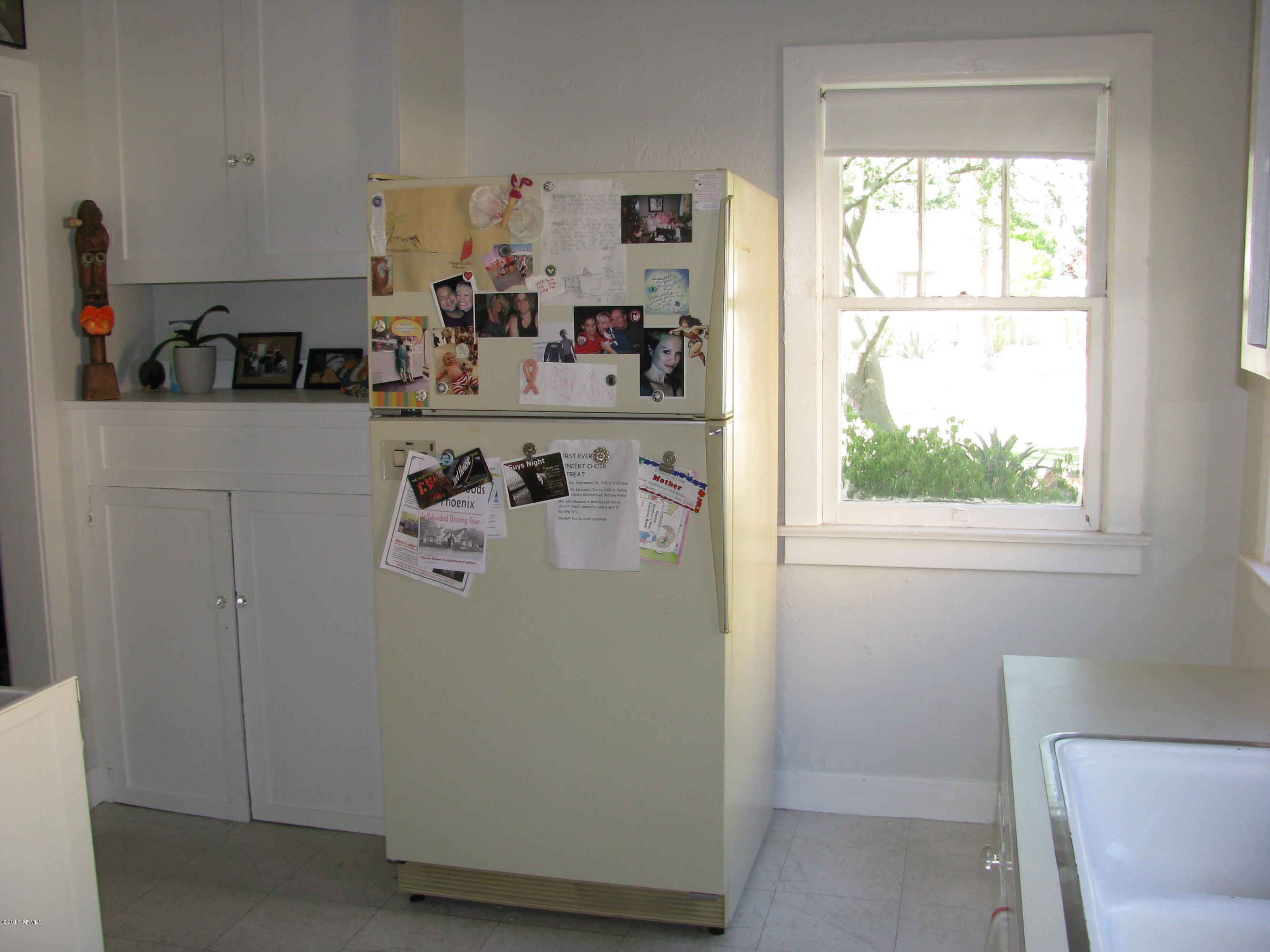 123 West Coronado Road Phoenix, AZ 85003 - Photo 5 of 28 123 Kitchen 3