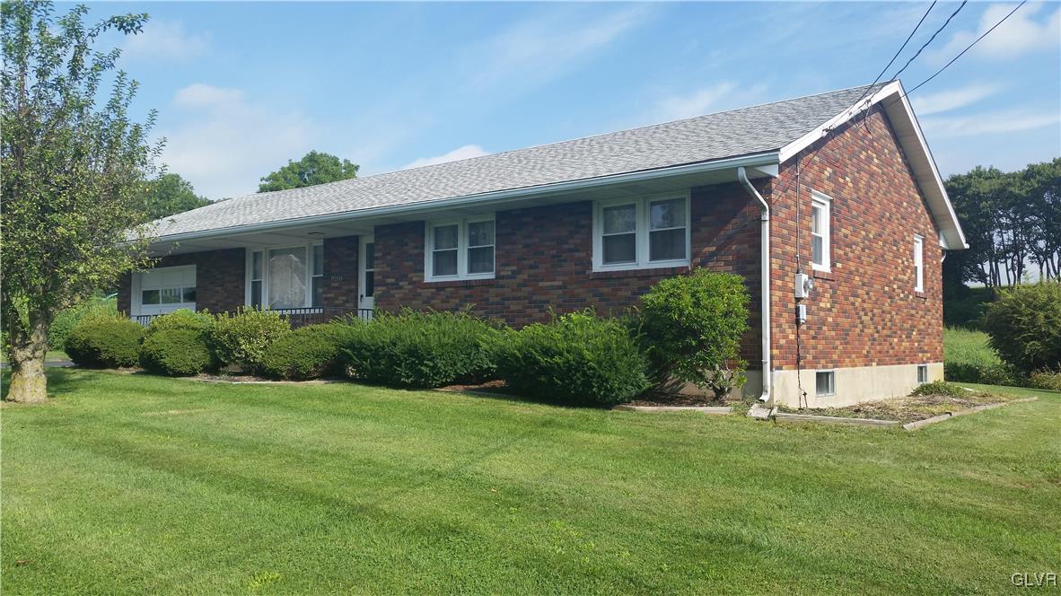 2539 Old Post Road Coplay, PA 18037 - Photo 3 of 39 Gallery Image 3