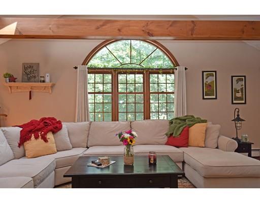 81 Turner Road Townsend, MA 01469 - Photo 3 of 28