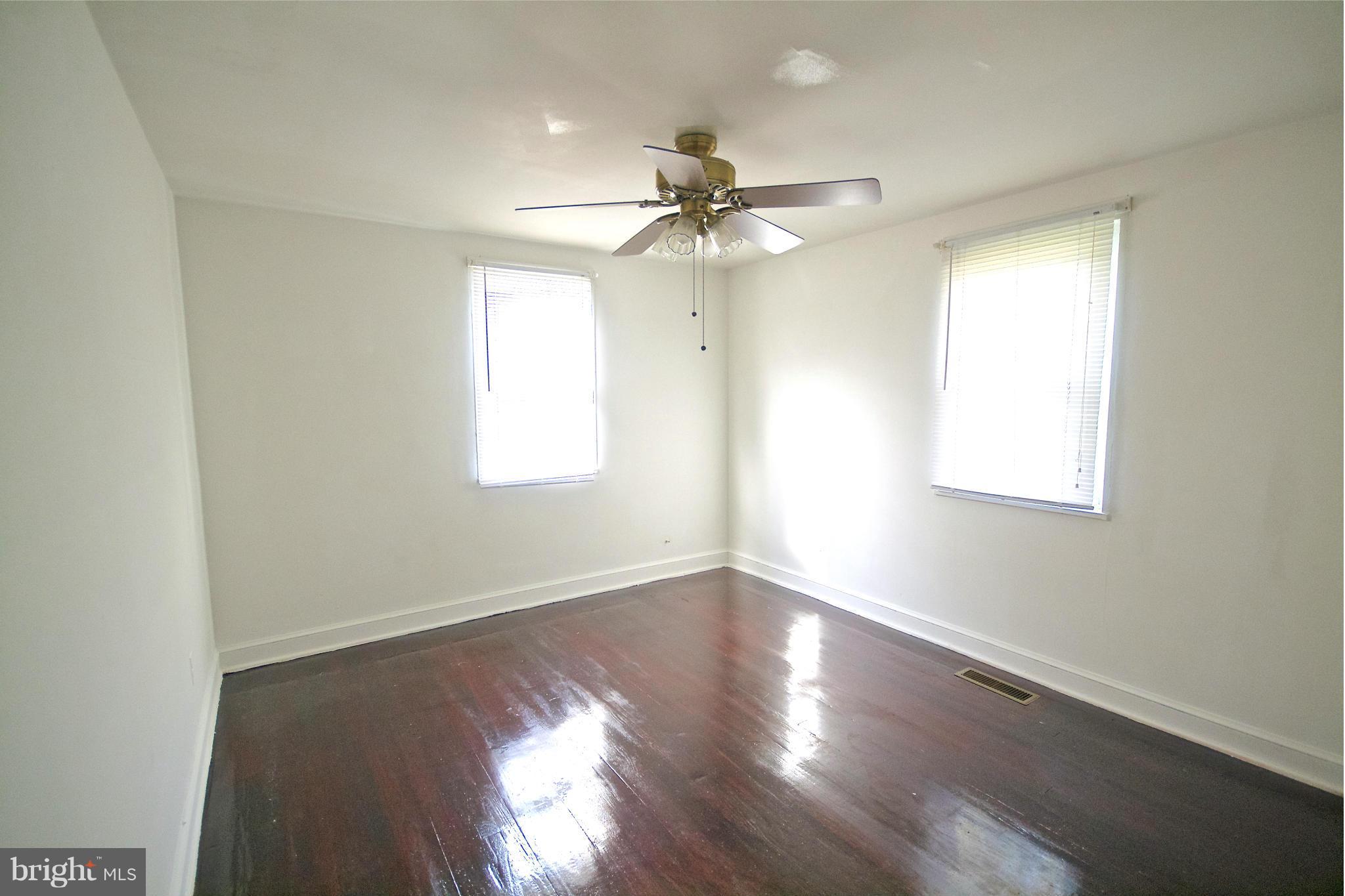 9516 Temple Hill Road Clinton, MD 20735 - Photo 4 of 10 Bedroom