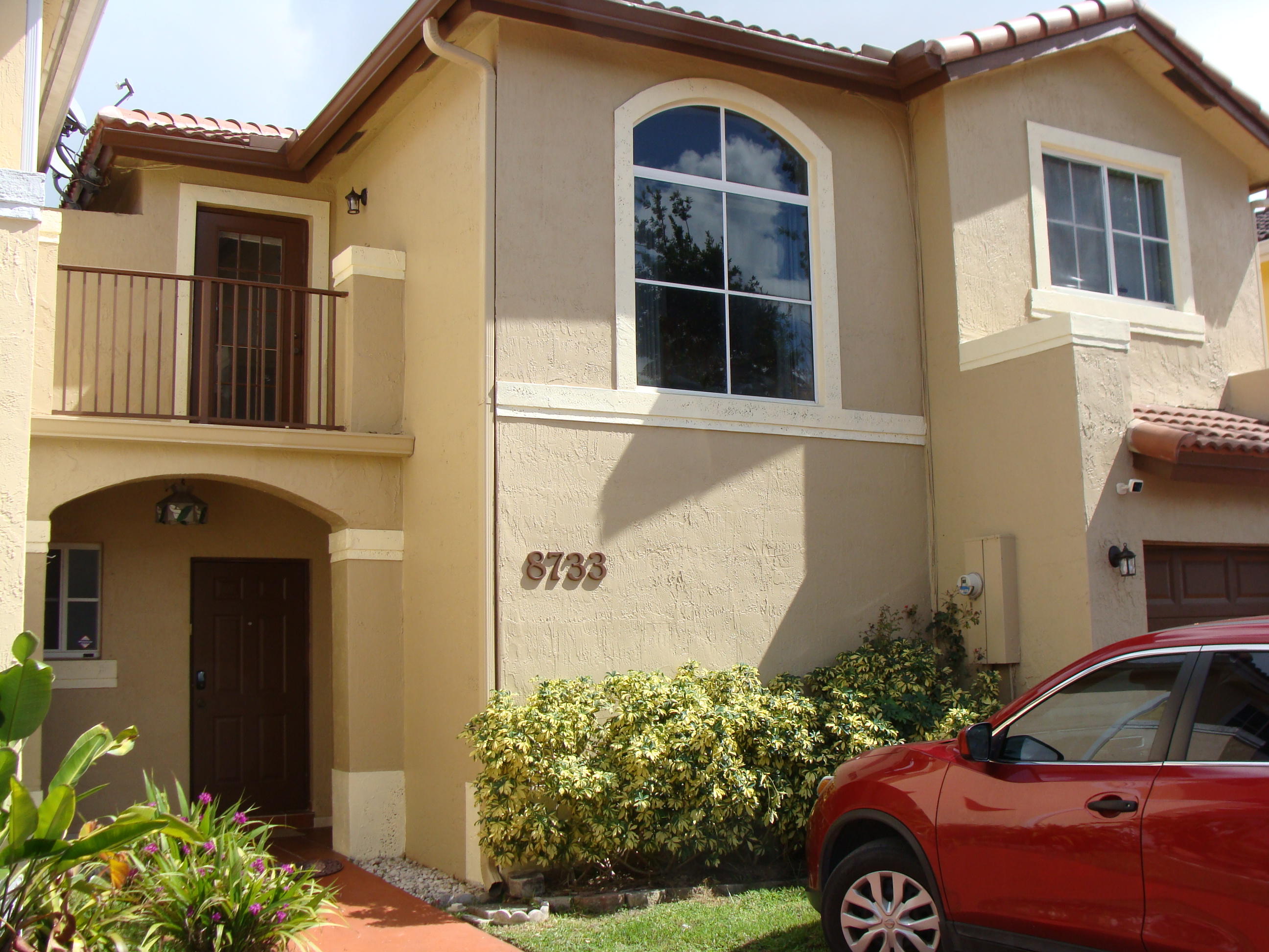 8733 Southwest 158th Place Miami, FL 33193 - Photo 1 of 12 DSC00886
