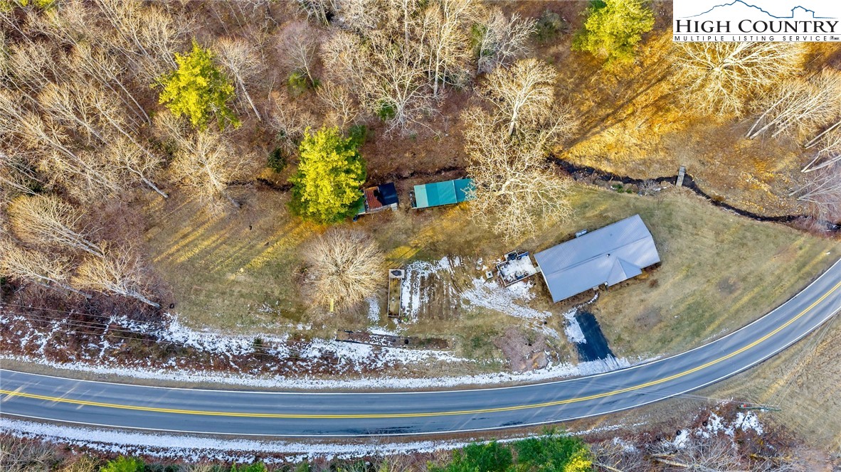 1653 Black Bear Inn Road West Jefferson, NC 28694 - Photo 30 of 31