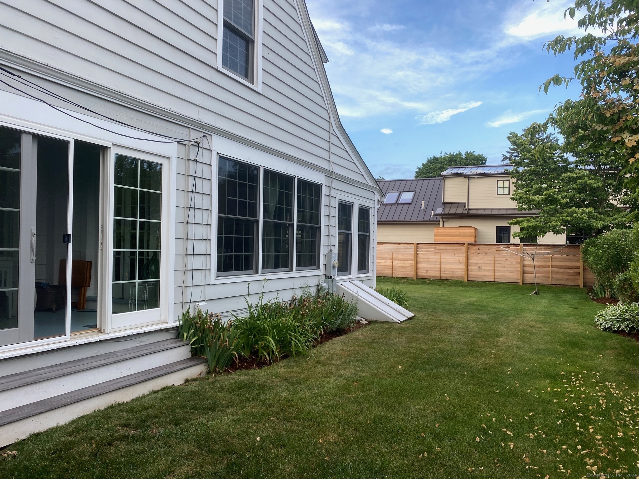 33 Grove Avenue Madison, CT 06443 - Photo 28 of 35