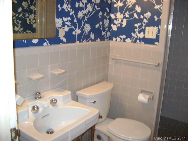 3719 Abingdon Road Charlotte, NC 28211 - Photo 13 of 15 Gallery Image 13
