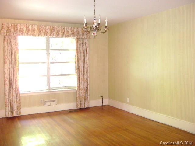 3719 Abingdon Road Charlotte, NC 28211 - Photo 8 of 15 Gallery Image 8