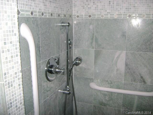 3719 Abingdon Road Charlotte, NC 28211 - Photo 10 of 15 Gallery Image 10