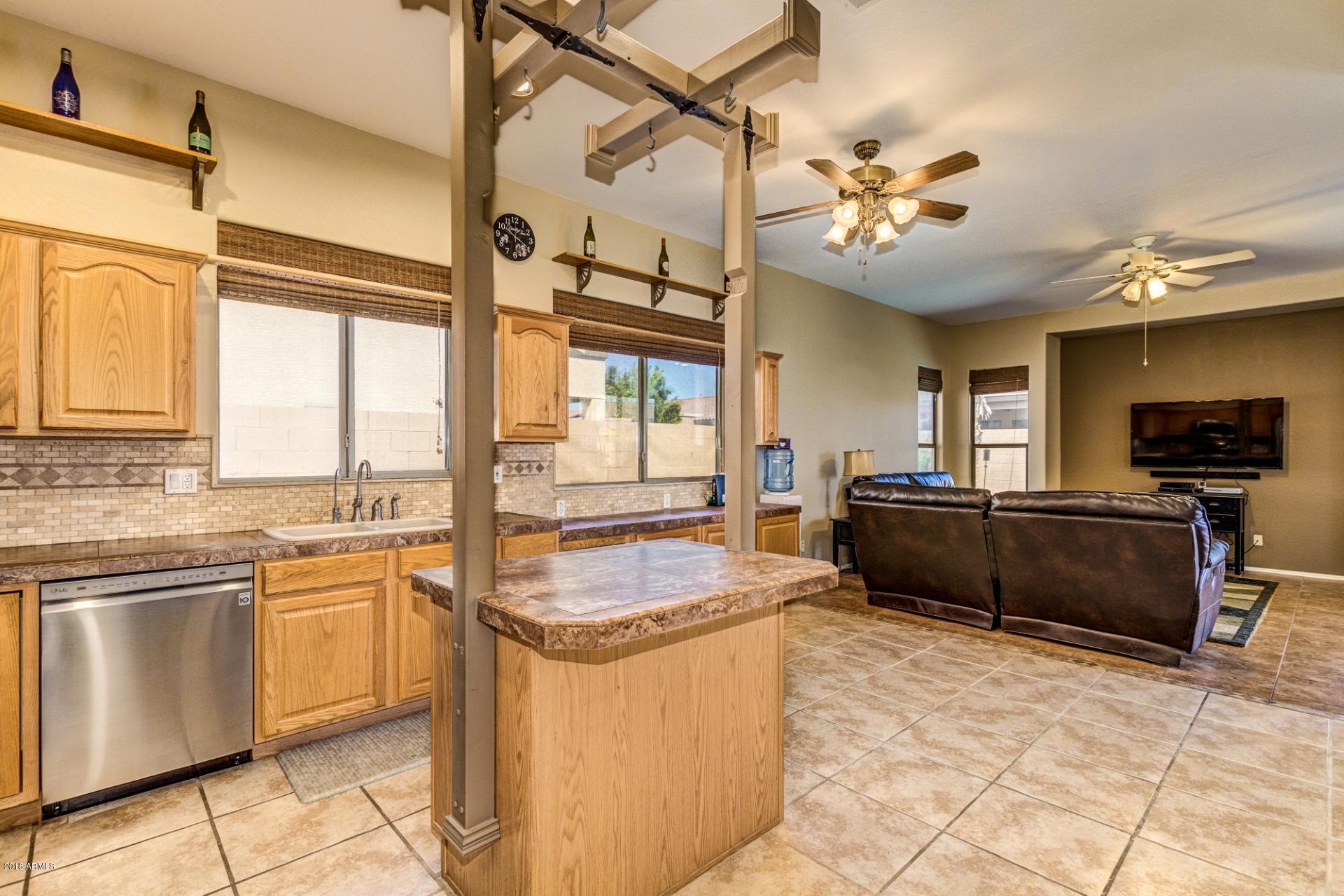3314 East Los Altos Road Gilbert, AZ 85297 - Photo 8 of 32 Los Altos (7)