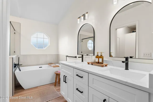 $450,000 | 6833 Whitetail Court, Melbourne, FL 32940