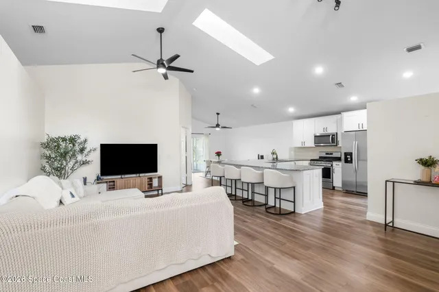 $450,000 | 6833 Whitetail Court, Melbourne, FL 32940