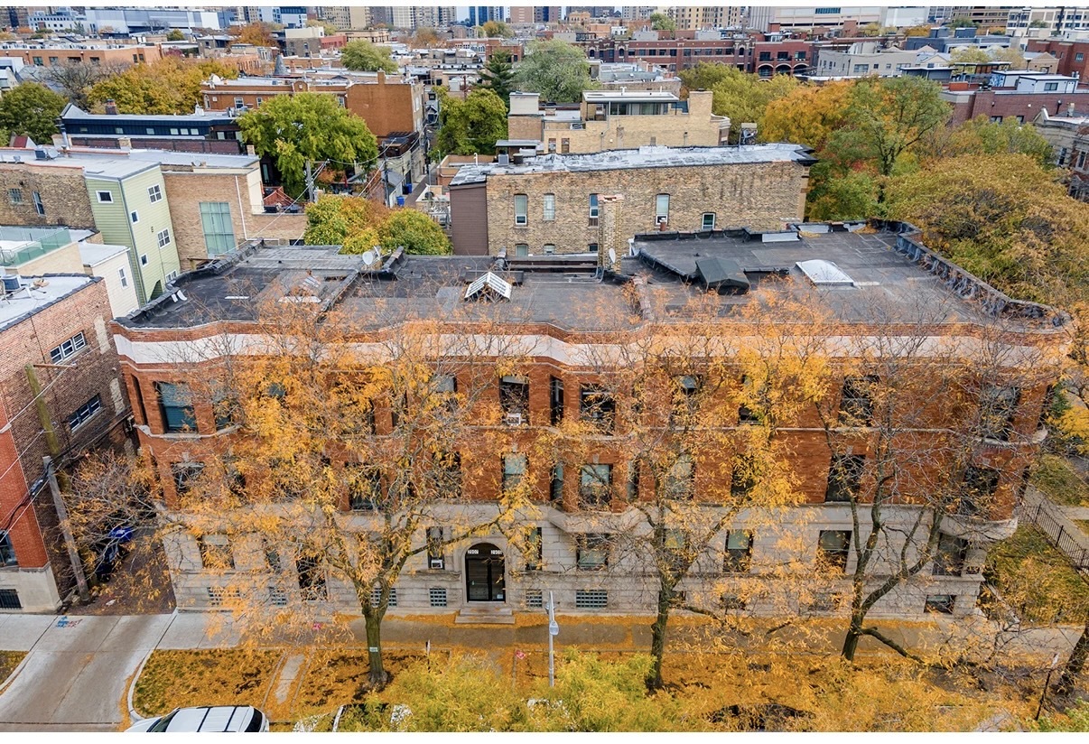 854 West George Street, Unit 3 Chicago, IL 60657 - Photo 3 of 22