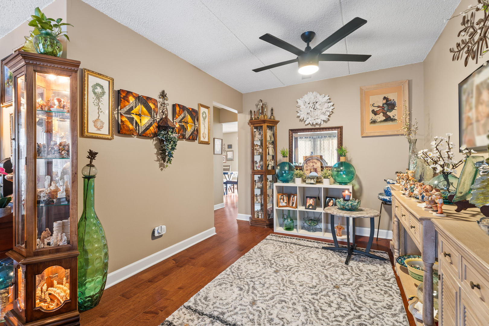 730 Briar Hill Lane, Unit 1 Addison, IL 60101 - Photo 6 of 16 a living room with furniture and a window