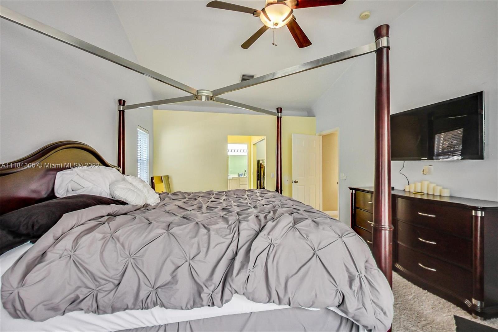 3340 Overlook Road Davie, FL 33328 - Photo 25 of 48 Gallery Image 25