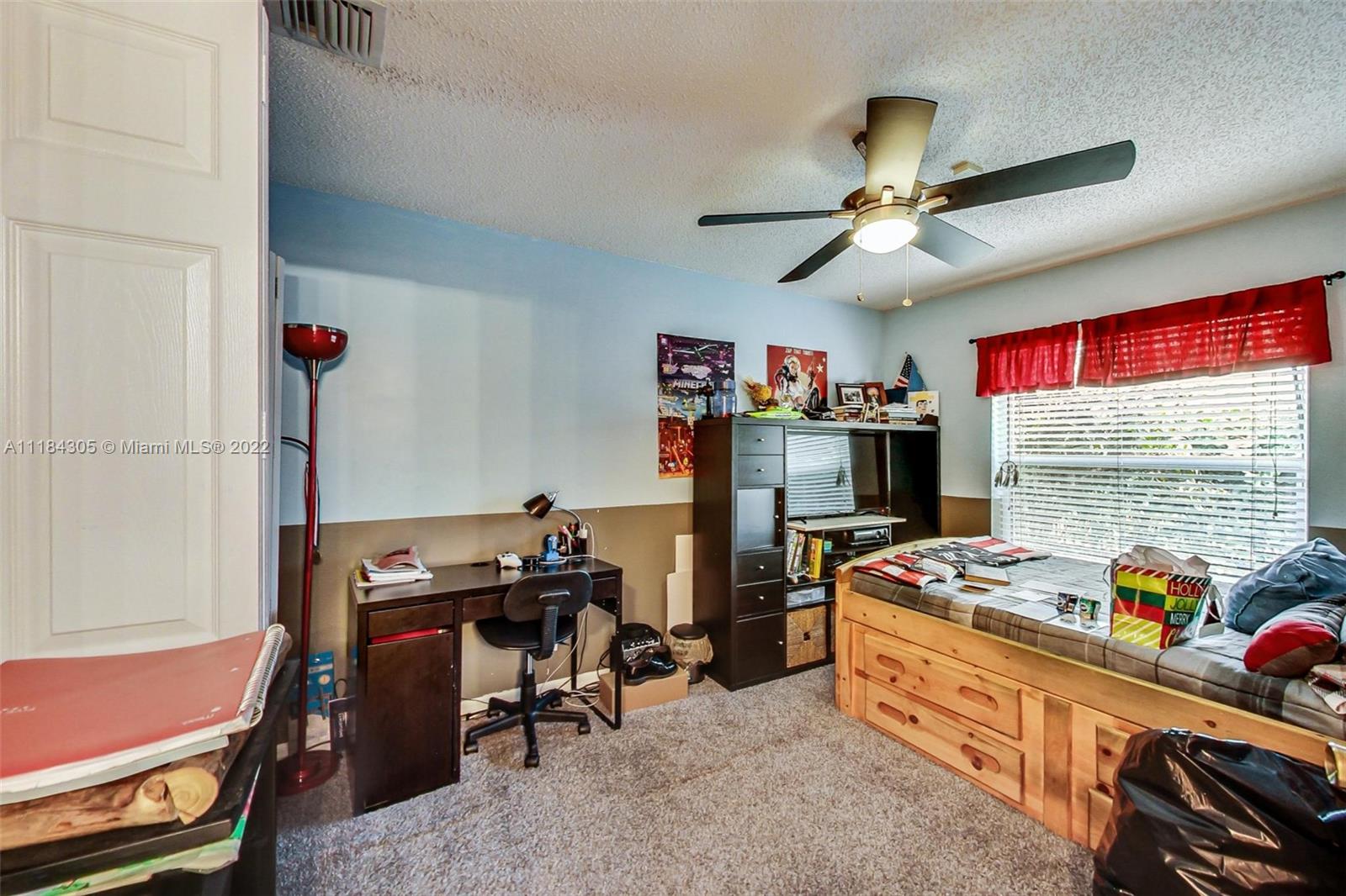 3340 Overlook Road Davie, FL 33328 - Photo 36 of 48 Gallery Image 36