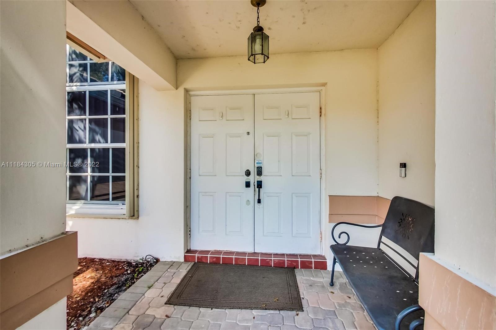 3340 Overlook Road Davie, FL 33328 - Photo 4 of 48 Gallery Image 4