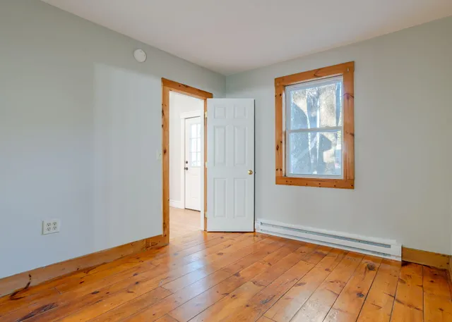 $550,000 | 8 Western Avenue, Gorham, ME 04038