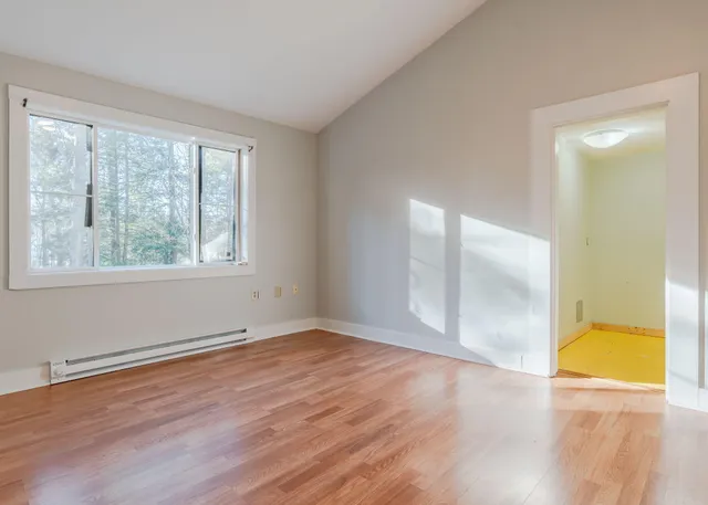 $550,000 | 8 Western Avenue, Gorham, ME 04038