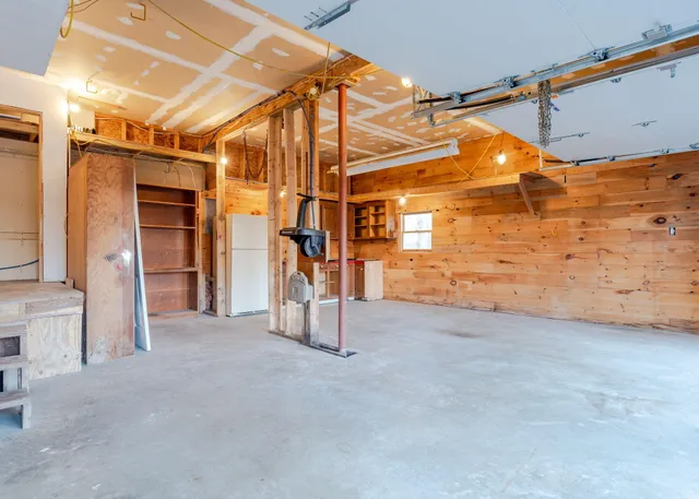 $550,000 | 8 Western Avenue, Gorham, ME 04038