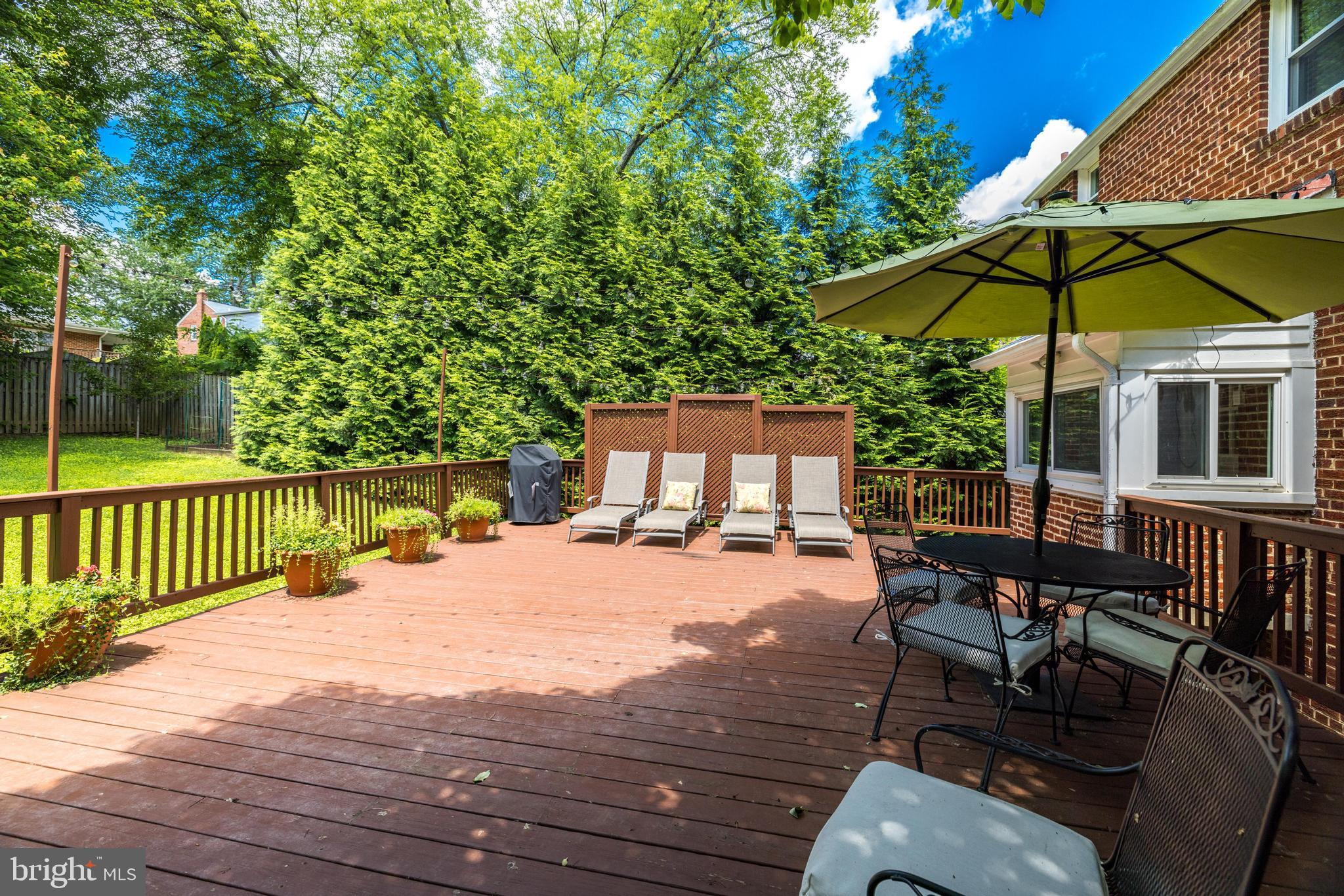 10018 Greenock Road Silver Spring, MD 20901 - Photo 18 of 22 Deck