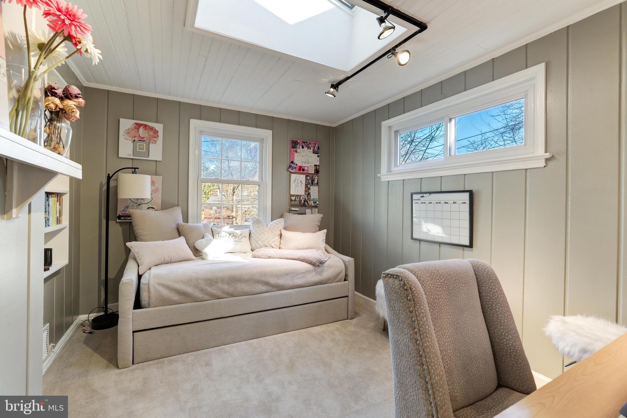 10018 Greenock Road Silver Spring, MD 20901 - Photo 8 of 22 Main Level Bedroom/Office