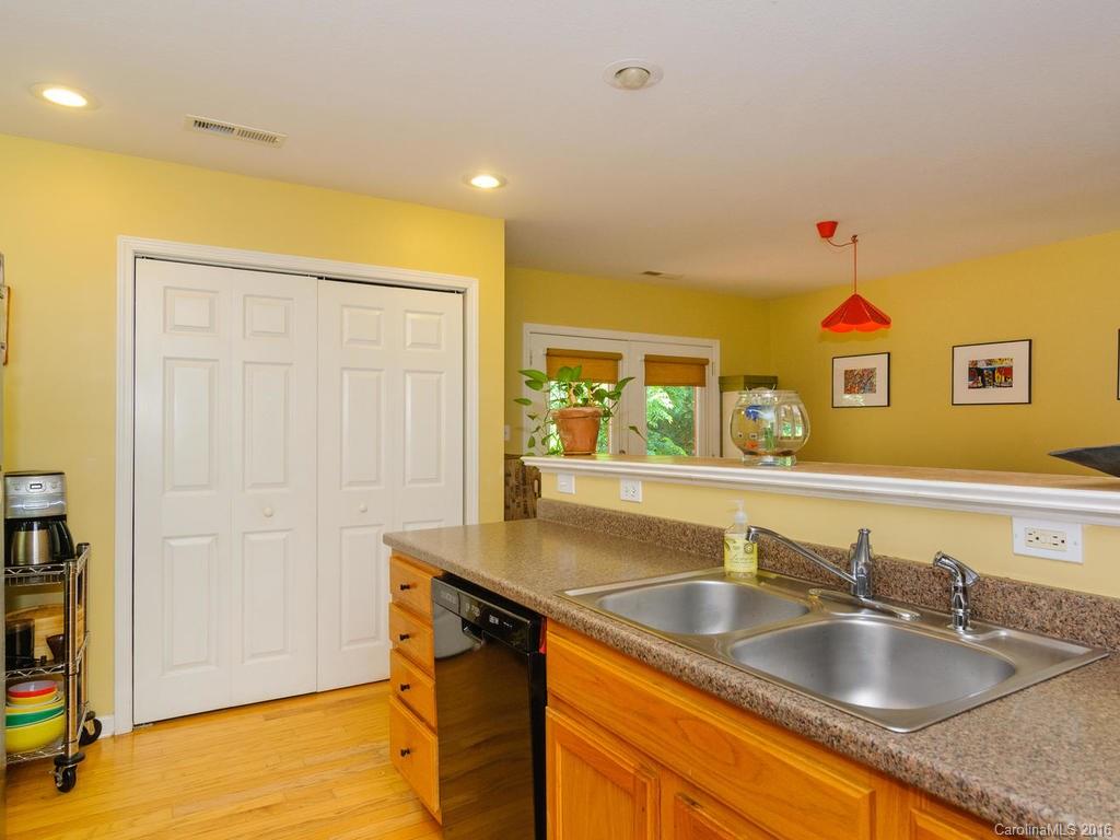 80 Springbrook Road Asheville, NC 28804 - Photo 10 of 22 Gallery Image 10