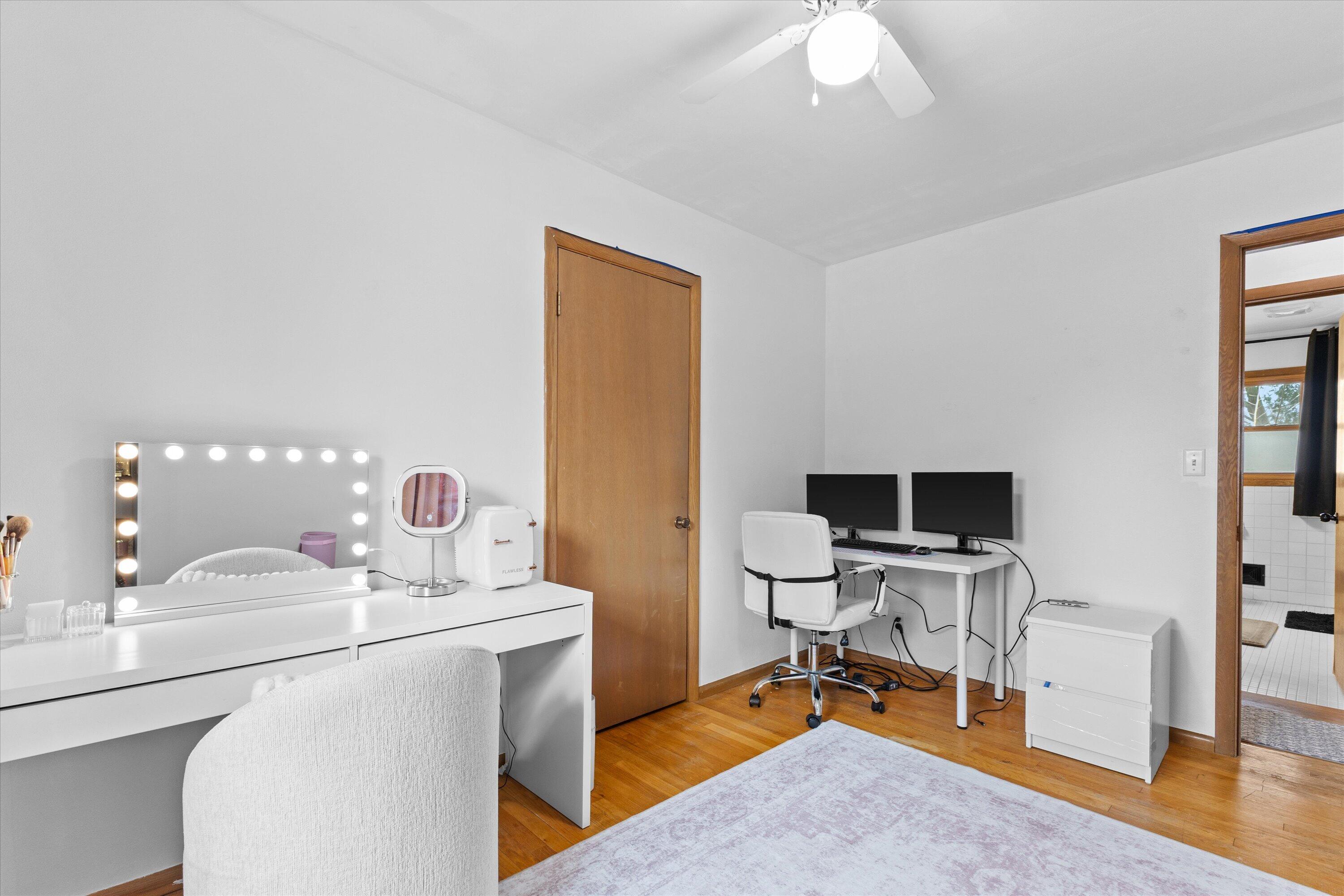 7014 North 97th Street Milwaukee, WI 53224 - Photo 21 of 38 16-6D1A8344