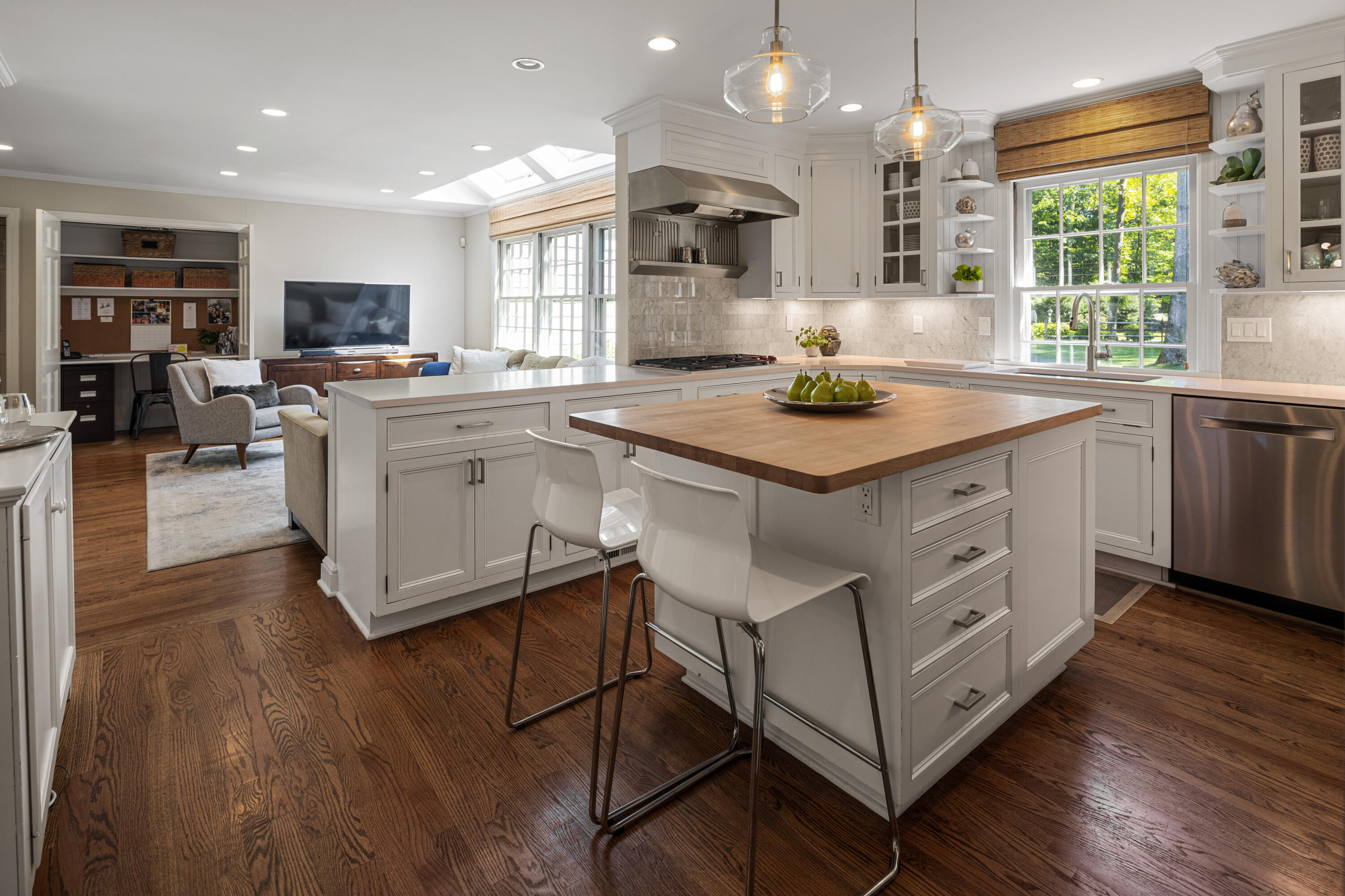 24 Crooked Mile Road Darien, CT 06820 - Photo 13 of 42 13